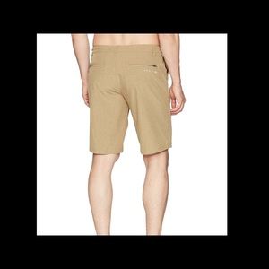 Men’s Rusty NWT 34x20 hybrid surfer chill shorts.